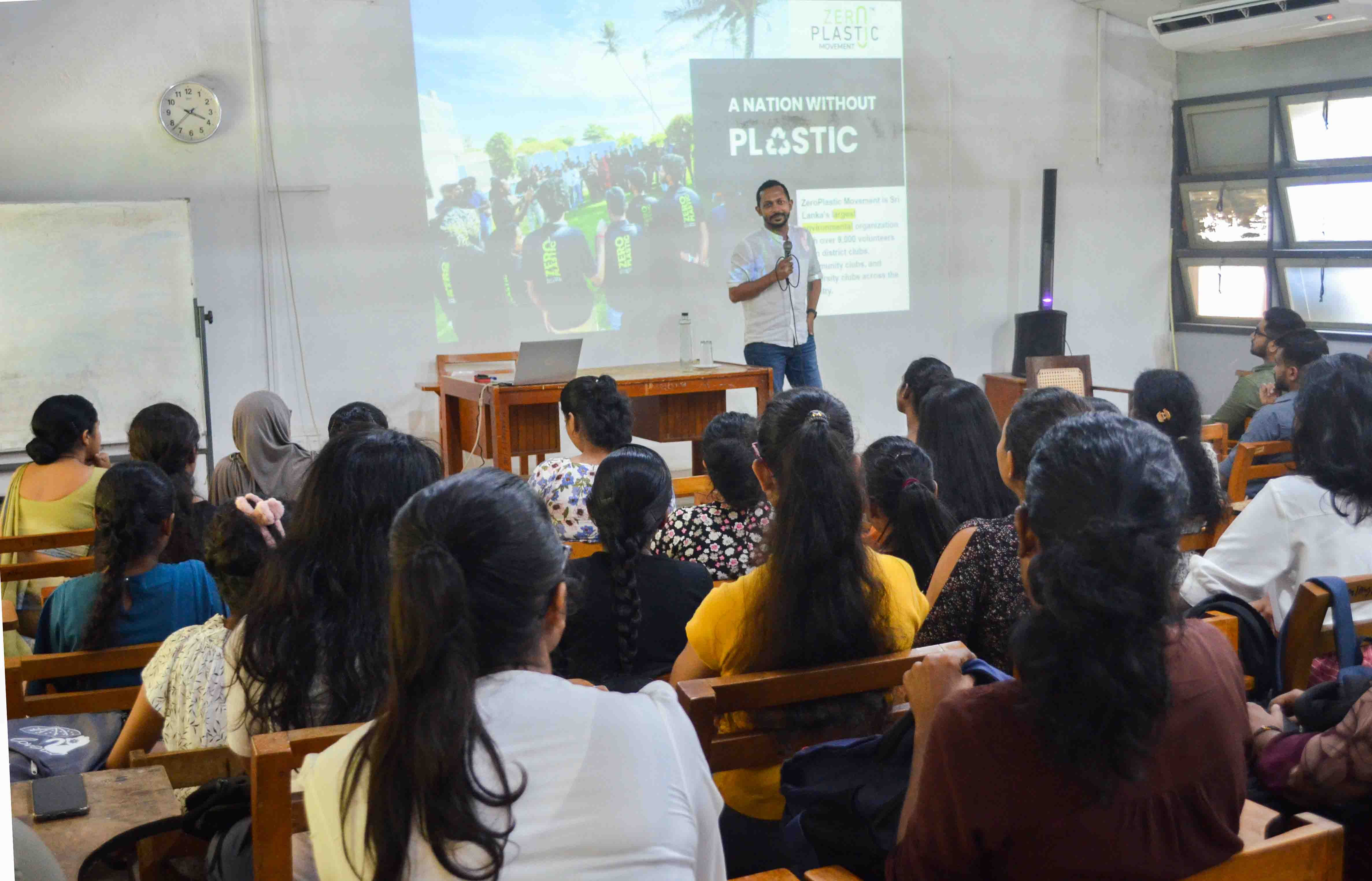 Lunchtime Talk – Series 01 – organized by the Career Guidance Unit, Faculty of Indigenous Medicine, University of Colombo