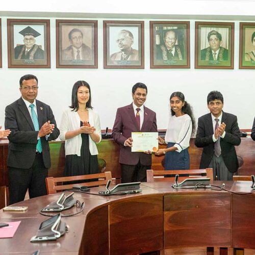 certificate-awarding-short-internship-training-fim-05