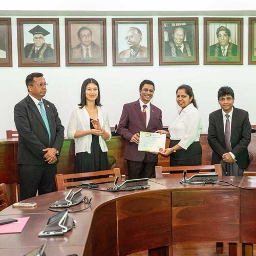 certificate-awarding-short-internship-training-fim-06