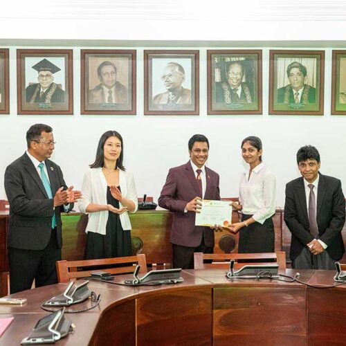 certificate-awarding-short-internship-training-fim-11