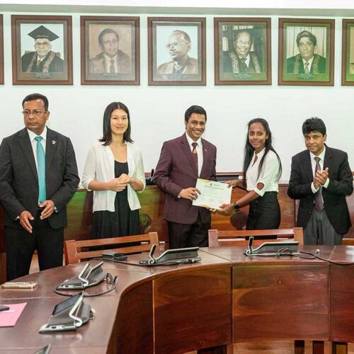 certificate-awarding-short-internship-training-fim-14