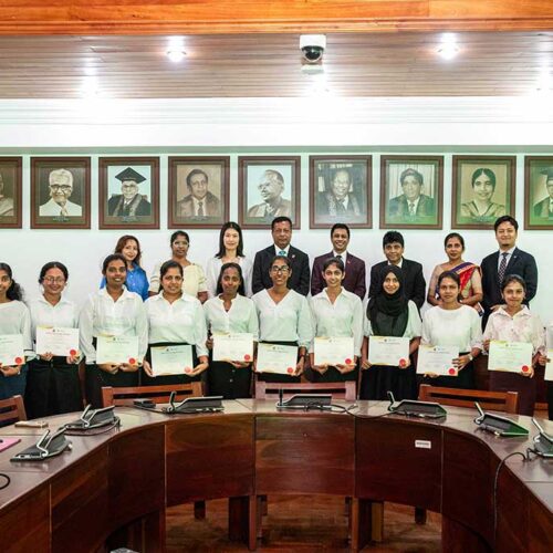 certificate-awarding-short-internship-training-fim-16